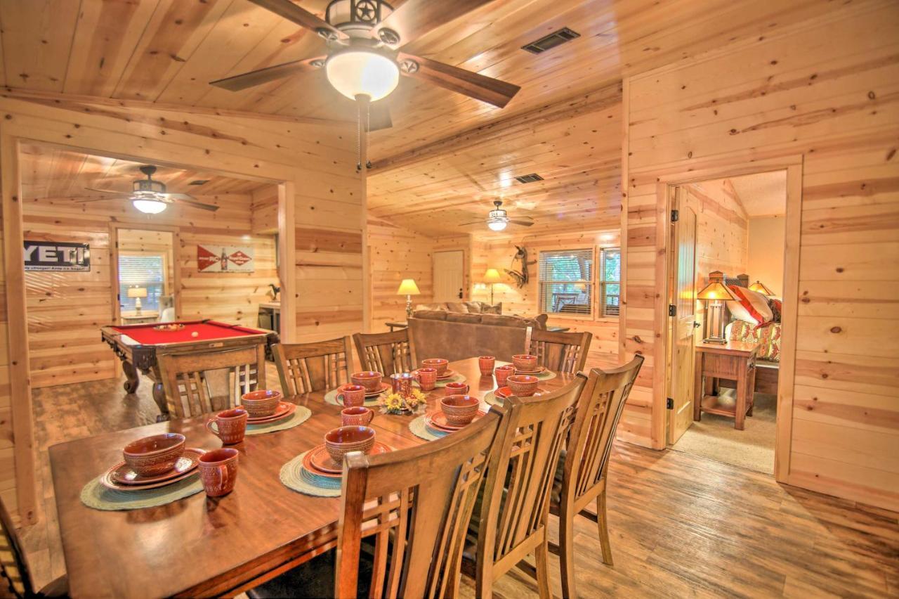 Broken Bow Oasis Hot Tub, Fire Pit And Patio Exterior foto