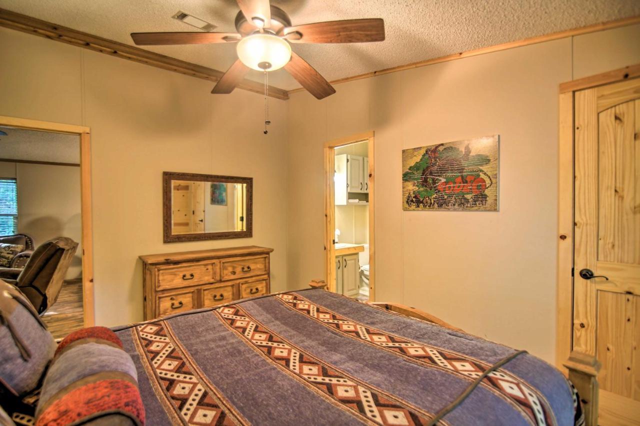 Broken Bow Oasis Hot Tub, Fire Pit And Patio Exterior foto